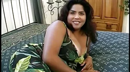 एक रूसी पड़ोसी उसके मुंह में बीएफ सेक्सी मूवी वीडियो अपने मुर्गा डाल दिया और गधे पर एक नई लड़की को चूमा ।